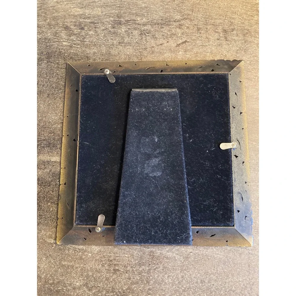 unbranded ornate tabletop